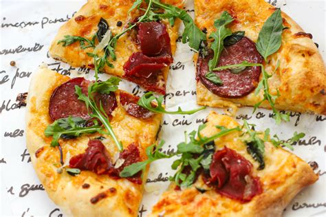Eşsiz Pişirme Deneyimleri: İtalya'da Pizzacılık Kursları