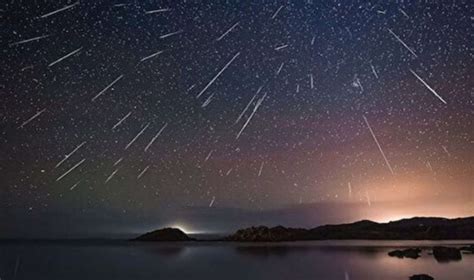Yıldız Şelalesi: Perseid Meteor Yağmuru ve Gökyüzünün Büyülü Yağmuru