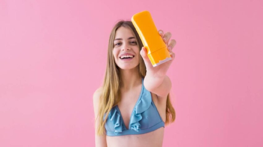 10 Adımda Stick Güneş Kremi Kullanım Rehberi