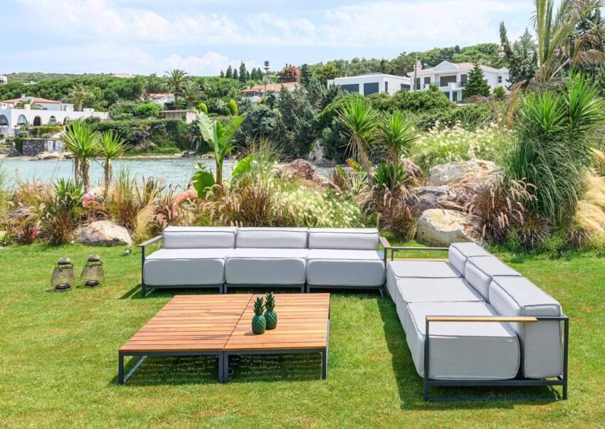 Bahçe Mobilyası ve Şezlong Seçiminde Konfor ve Tarzı Bir Araya Getirin