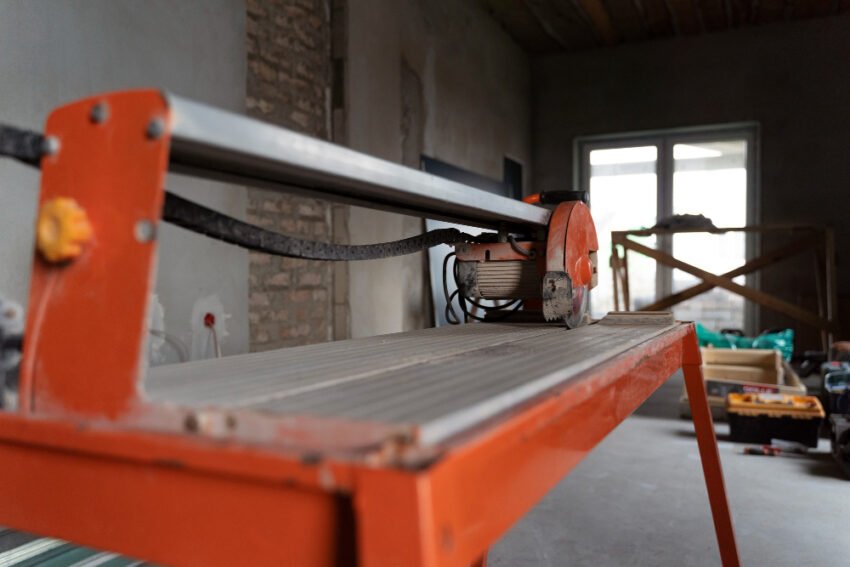 Kenet Çatı Montajında Kullanılan Zorunlu El Aletleri ve Fonksiyonları