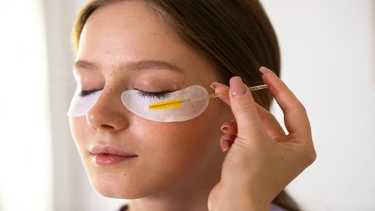 en-iyi-kirpik-serumu